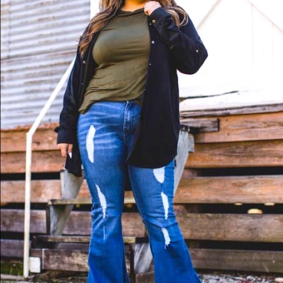 L&B mid/dark wash extreme flare heavy weight jeans - plus size - Picture 1 of 3